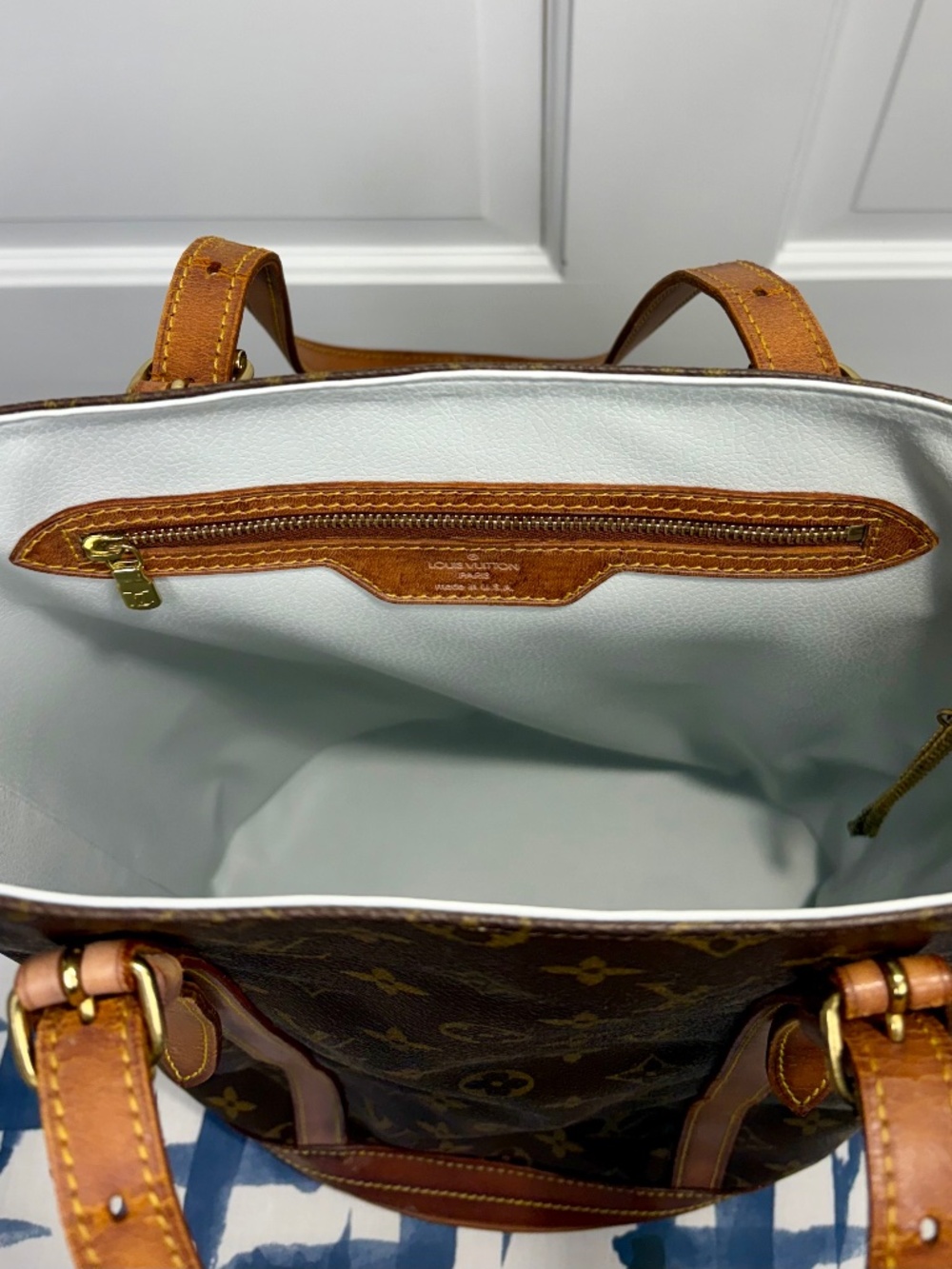 Vintage 90’s Louis Vuitton Bucket Bag Monogram Canvas—NEW INTERIOR - Picture 13 of 14